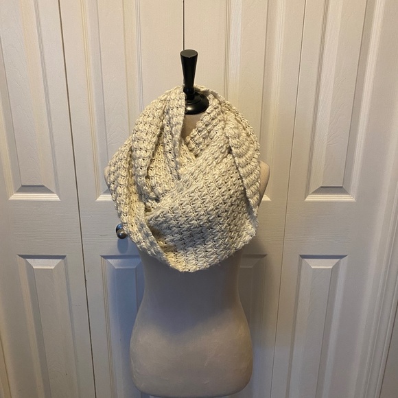 Roots Accessories - Roots women’s infinity scarf